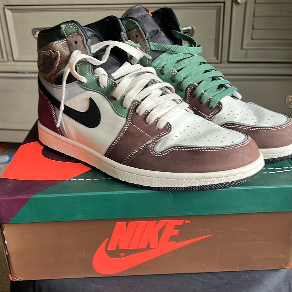 Jordan Retro 1 “Hand Crafted”
